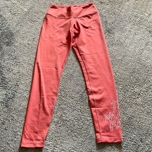 New without tags Ladies North Face compression flash dry salmon leggings Sz S